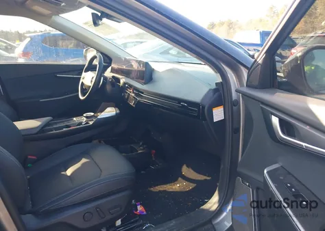 2023 Kia Ev6 Wind z USA, uszkodzony, nr VIN KNDC3DLC7P5140920